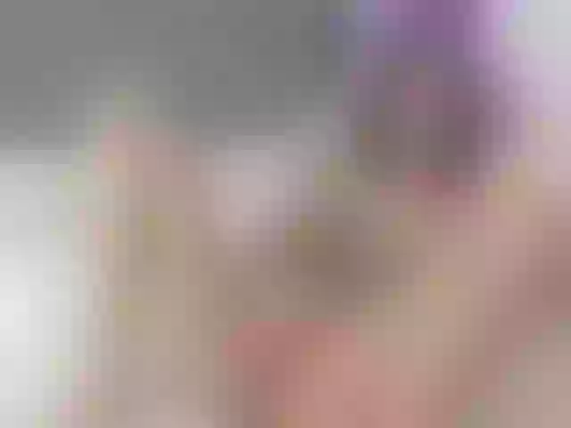 Live sex webcam photo for emiily-69 #278210834