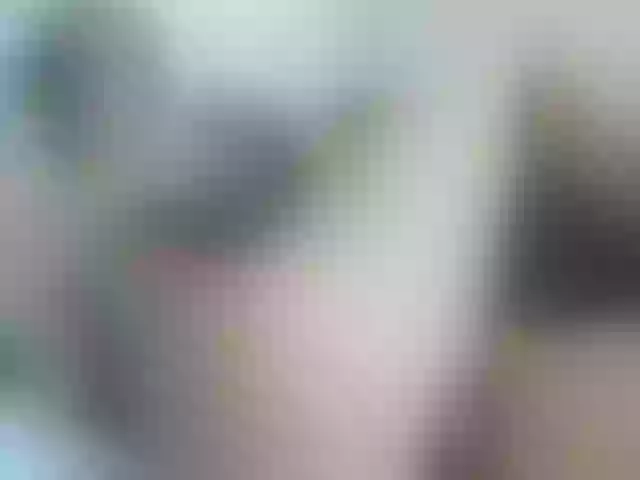 Live sex webcam photo for emiily-69 #278307676