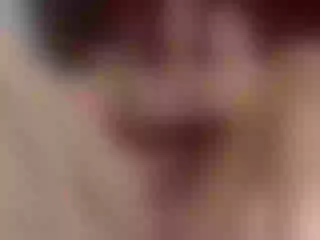 Live sex webcam photo for emiily-69 #282809639