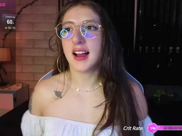 Live sex webcam photo for emiily-hvn #278236368