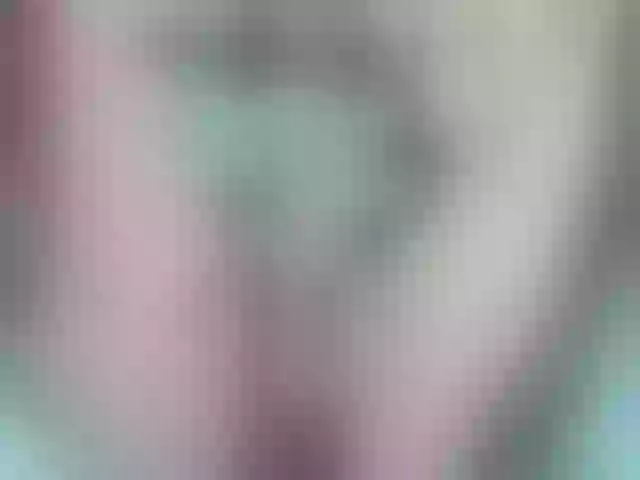 Live sex webcam photo for emiliclark #290580808