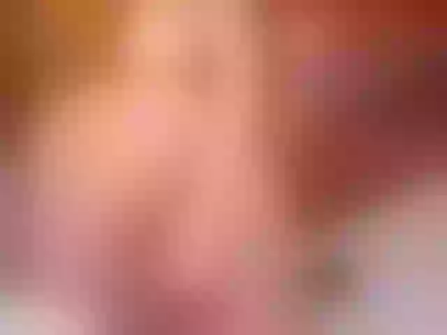 Live sex webcam photo for emiliclark #290612797
