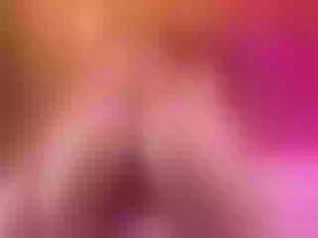Live sex webcam photo for emiliclark #290674661