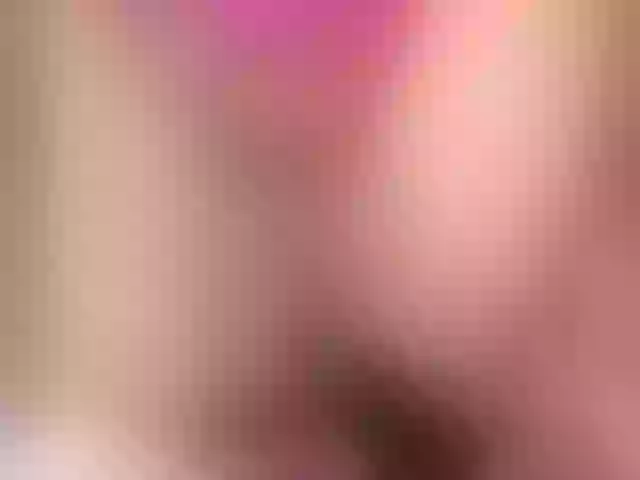 Live sex webcam photo for emiliclark #290804623