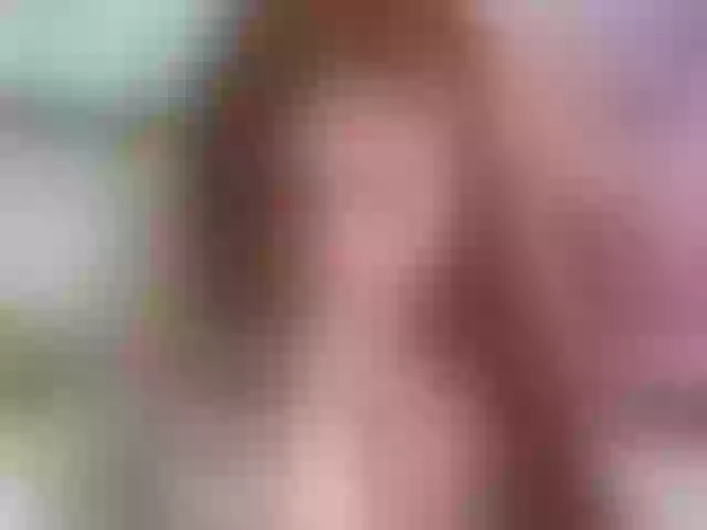 Live sex webcam photo for emiliclark #291026879