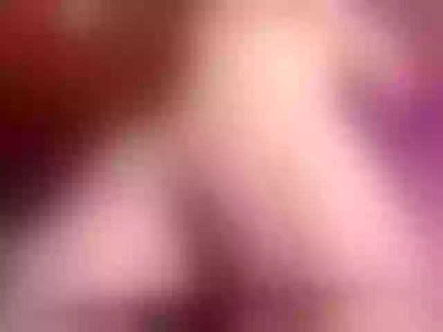 Live sex webcam photo for emiliclark #291042077