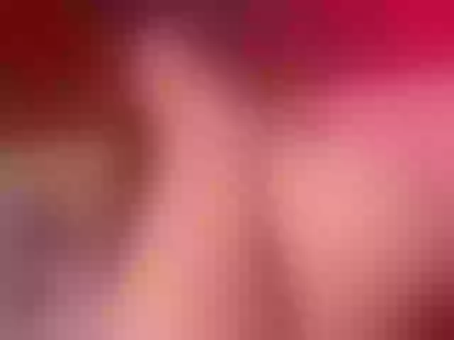 Live sex webcam photo for emiliclark #291049442