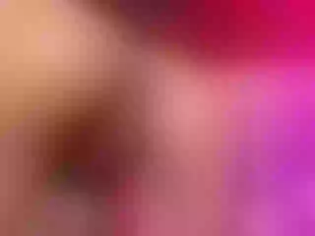Live sex webcam photo for emiliclark #291136778