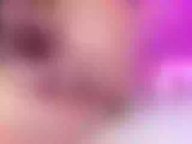 Live sex webcam photo for emiliclark #291540547
