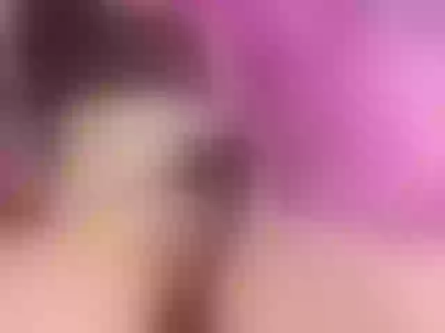 Live sex webcam photo for emiliclark #291593479