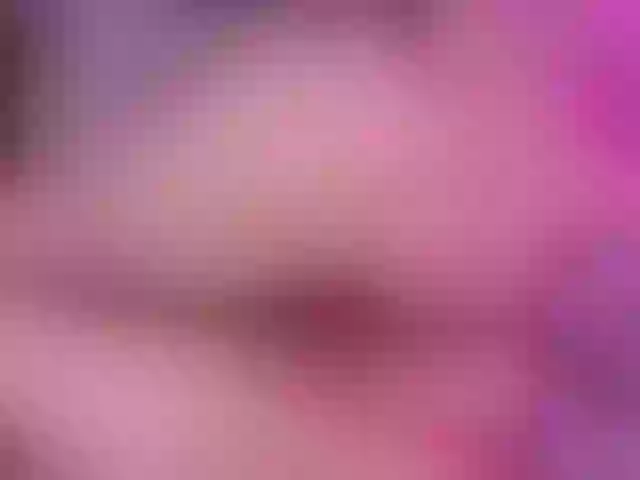 Live sex webcam photo for emiliclark #291789224