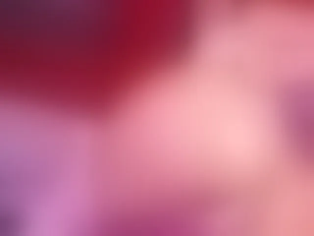 Live sex webcam photo for emiliclark #291803177