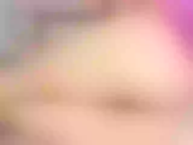 Live sex webcam photo for emiliclark #291938526