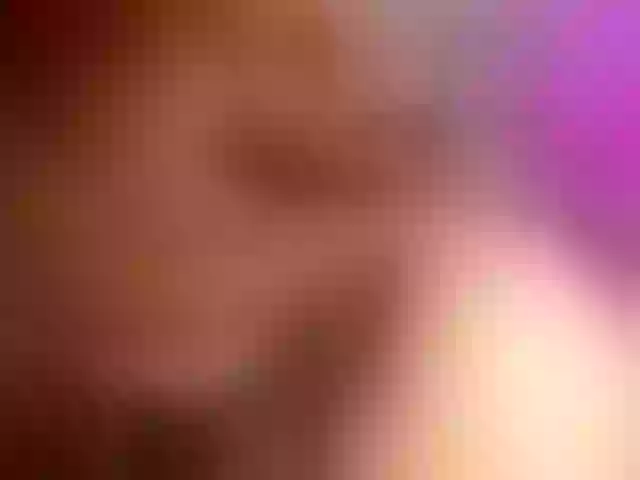 Live sex webcam photo for emiliclark #292093747