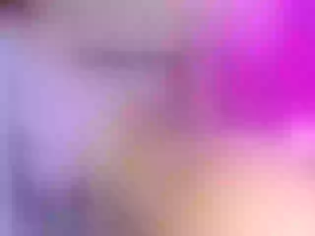 Live sex webcam photo for emiliclark #292141148