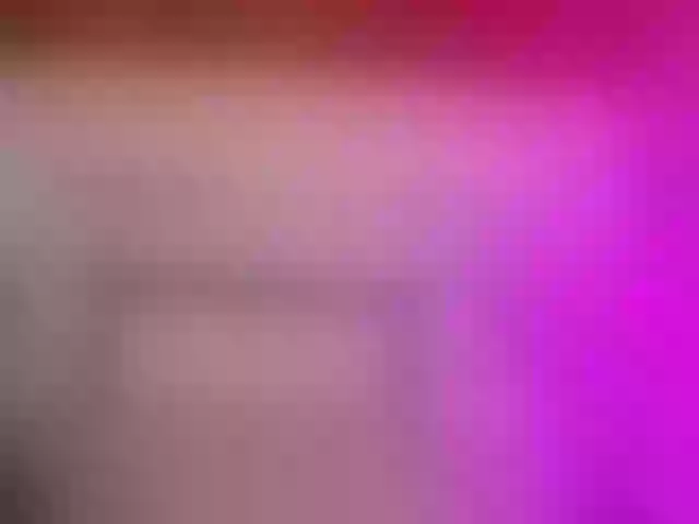 Live sex webcam photo for emiliclark #292204955