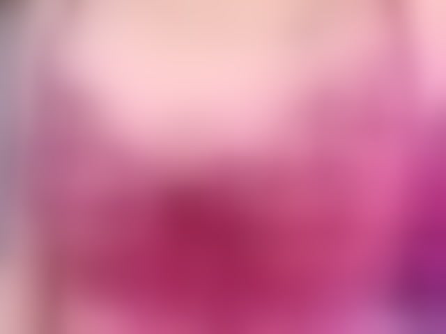 Live sex webcam photo for emiliclark #292437563