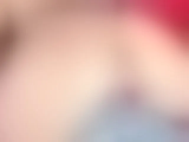 Live sex webcam photo for emiliclark #292695806