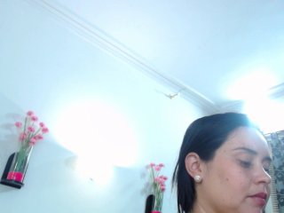 Live sex webcam photo for emily-fox #287902907