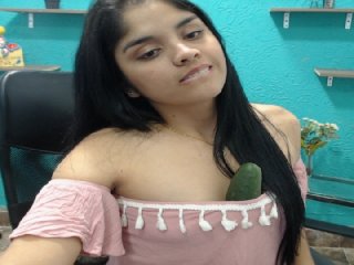 Live sex webcam photo for Emily-sanchez #147132766