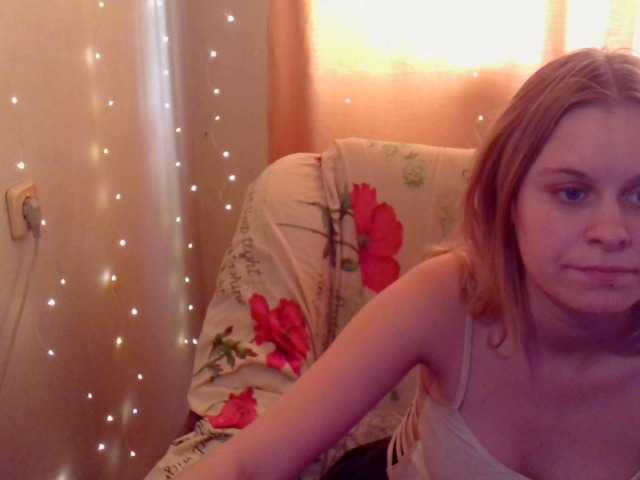 Live sex webcam photo for emily-shyx #276391327