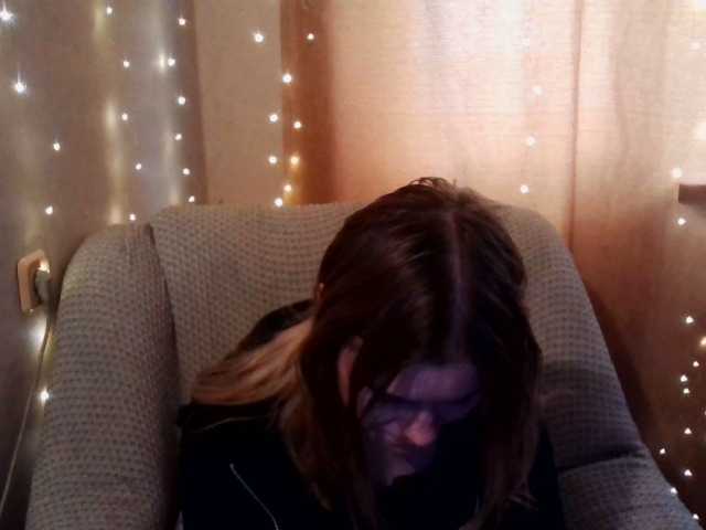 Live sex webcam photo for emily-shyx #276731890