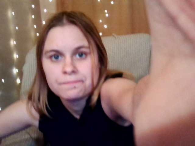 Live sex webcam photo for emily-shyx #276805901