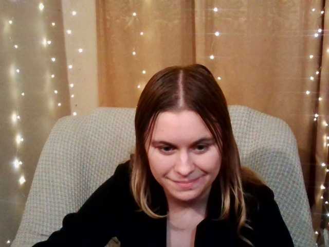 Live sex webcam photo for emily-shyx #276820318