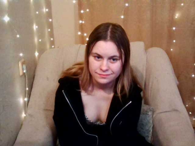 Live sex webcam photo for emily-shyx #276978942