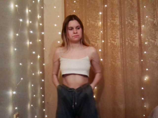 Live sex webcam photo for emily-shyx #276984903