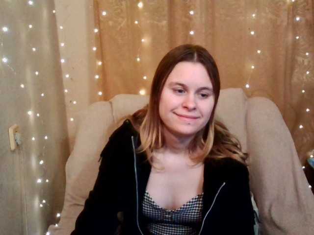 Live sex webcam photo for emily-shyx #277121049