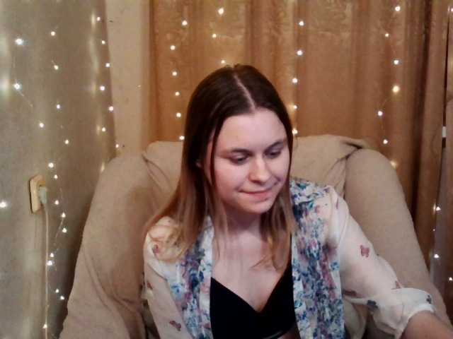 Live sex webcam photo for emily-shyx #277349510