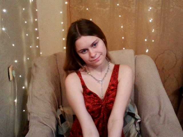 Live sex webcam photo for emily-shyx #277596395