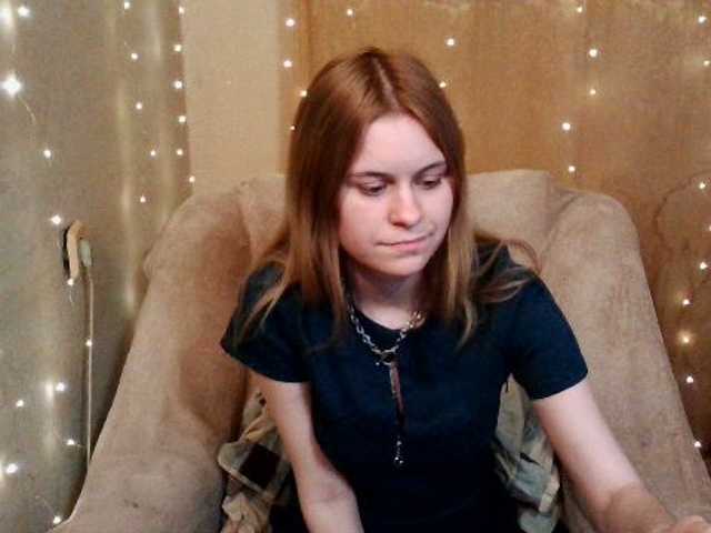 Live sex webcam photo for emily-shyx #277752302