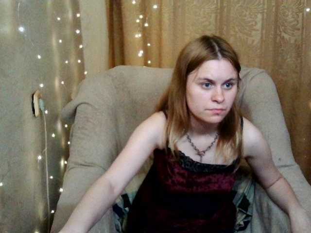 Live sex webcam photo for emily-shyx #278112043