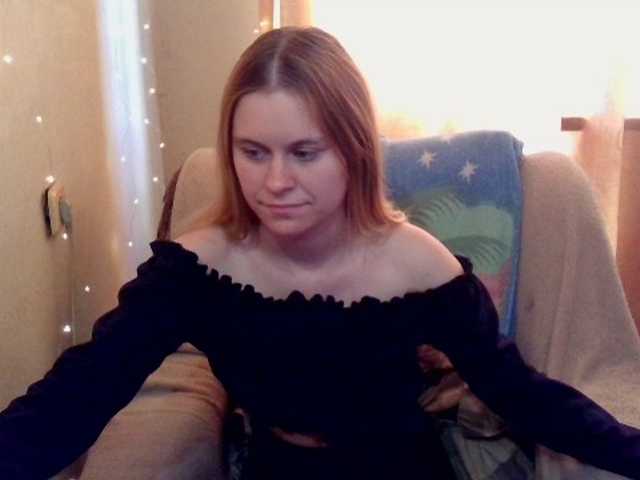 Live sex webcam photo for emily-shyx #278253297