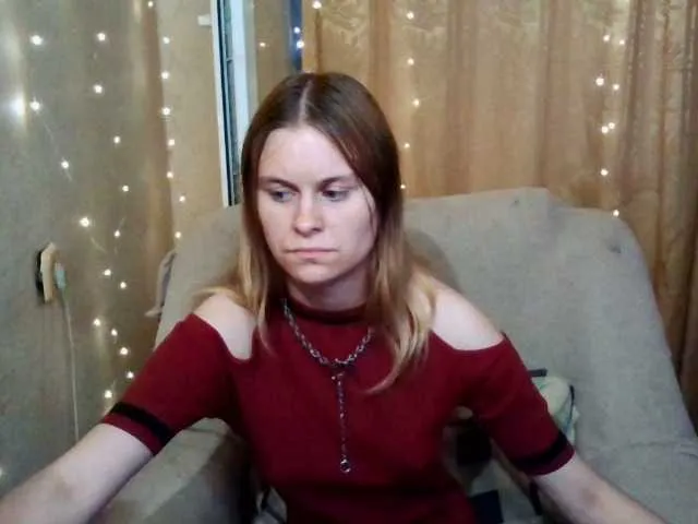 Live sex webcam photo for emily-shyx #286548565