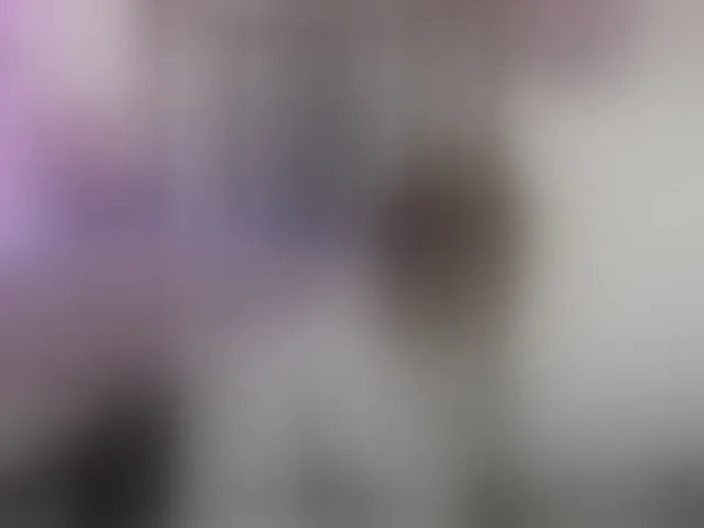 Live sex webcam photo for emilycooper #293071727