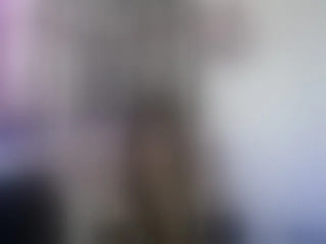 Live sex webcam photo for emilycooper #293080177