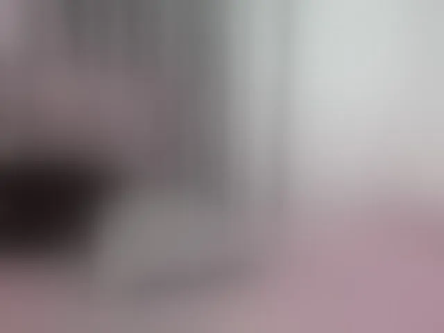 Live sex webcam photo for emilycooper #293273731