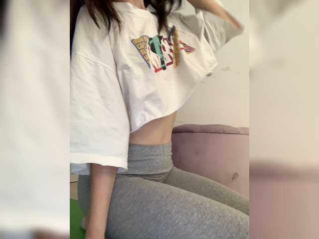 Live sex webcam photo for emilyev4ns #274321293