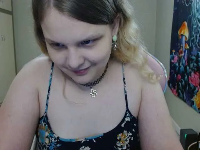 Live sex webcam photo for emilyhaze #276056487