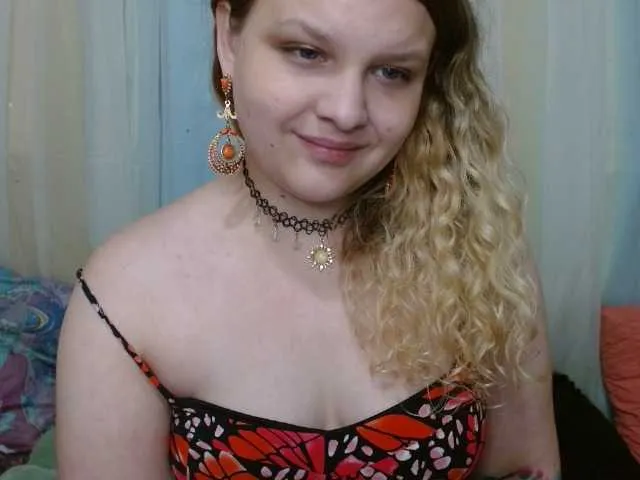 Live sex webcam photo for emilyhaze #276714367