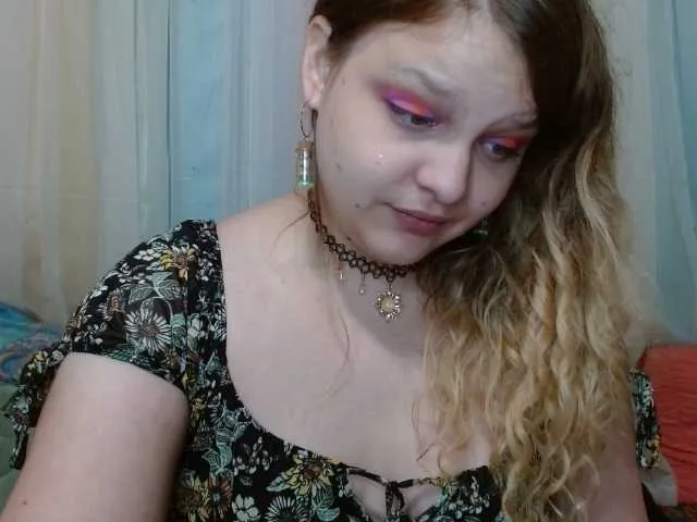 Live sex webcam photo for emilyhaze #276734320