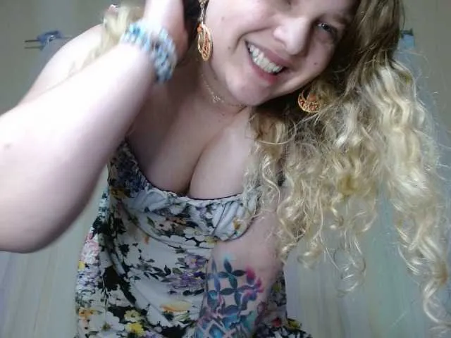 Live sex webcam photo for emilyhaze #276927315