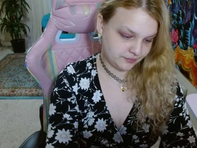 Live sex webcam photo for emilyhaze #277917980