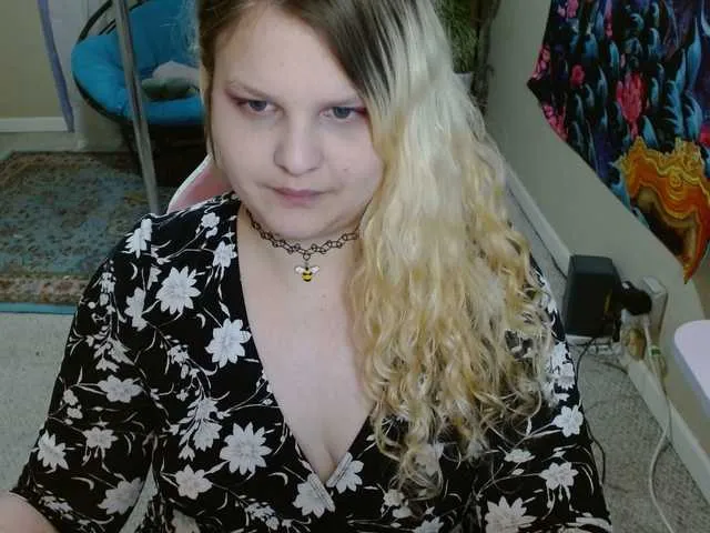 Live sex webcam photo for emilyhaze #290379927