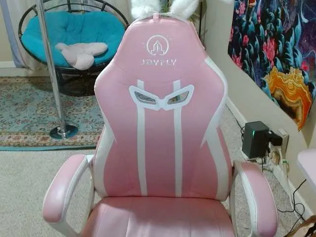 Live sex webcam photo for emilyhaze #290518593