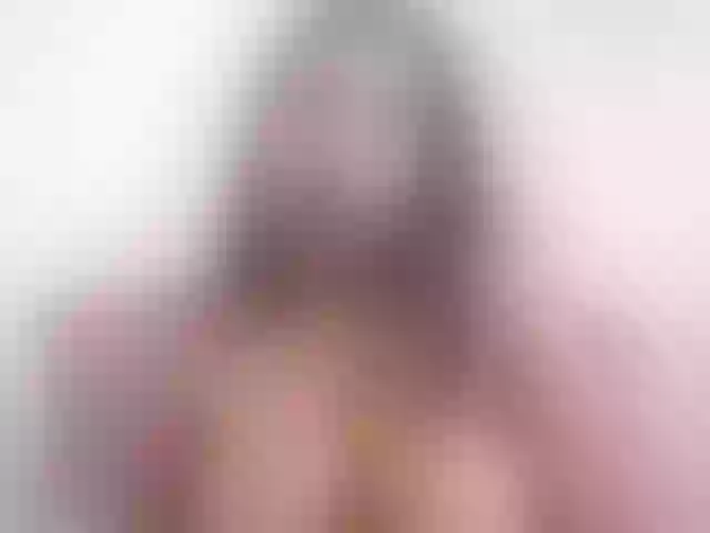 Live sex webcam photo for emilyjohnson3 #272443251