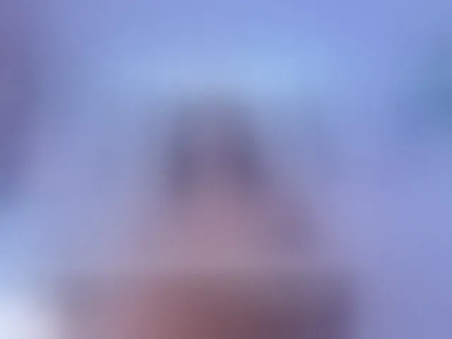 Live sex webcam photo for emilymeow #293145053